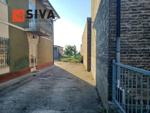 Villa Indipendente in vendita a San Bartolo, Ravenna