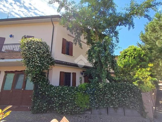 Villa Indipendente in vendita a Ravenna, Reggio Emilia