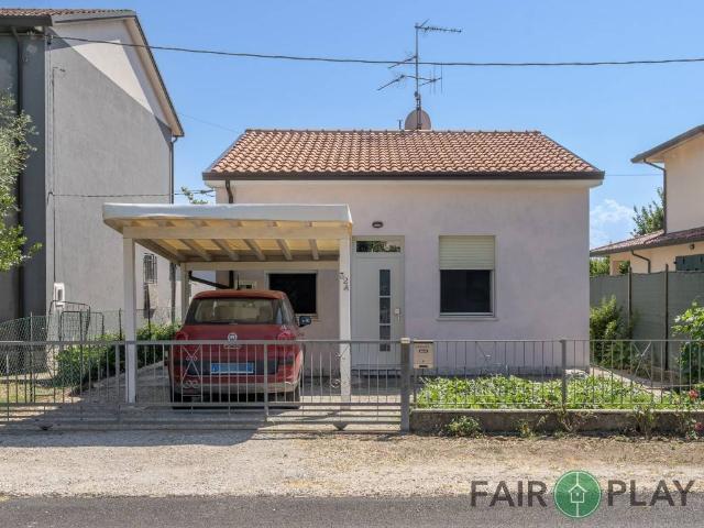 Villa Indipendente in vendita a Ravenna, Reggio Emilia