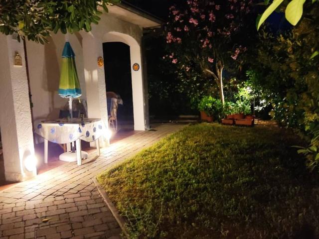 Villa Indipendente in vendita a Ravenna, Reggio Emilia