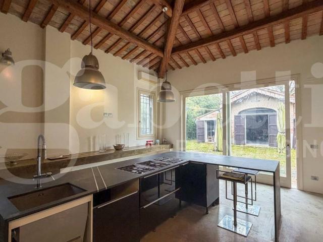 Villa Indipendente in vendita a Ravenna, Reggio Emilia