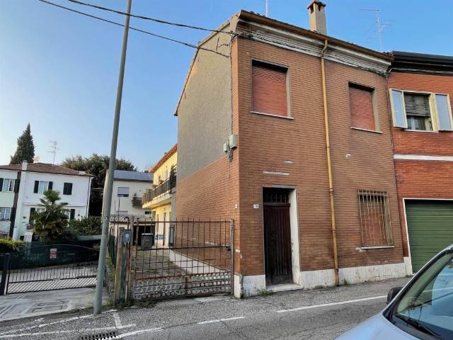 Villa Indipendente in vendita a Corso Nord, Ravenna