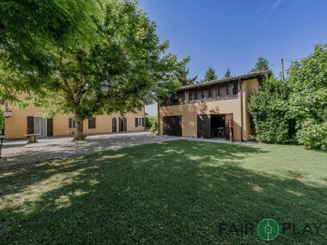 Villa Indipendente in vendita a Ravenna, Reggio Emilia