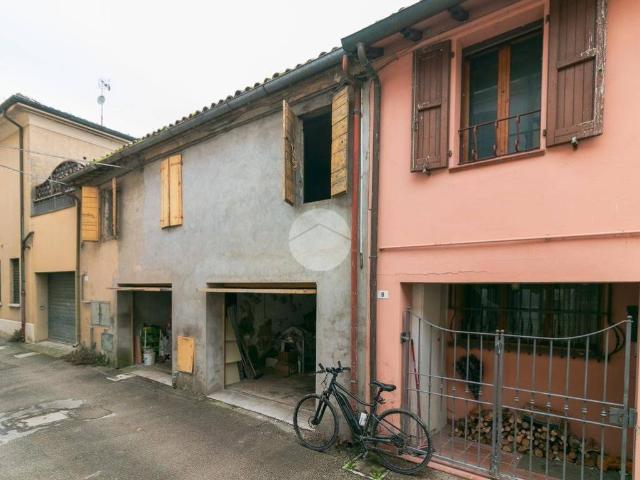 Villa Indipendente in vendita a Ravenna, Reggio Emilia
