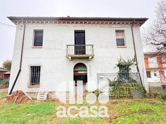 Villa Indipendente in vendita a Ravenna, Reggio Emilia
