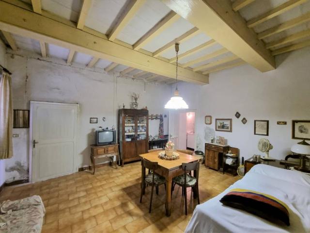 Villa Indipendente in vendita a Ravenna, Reggio Emilia