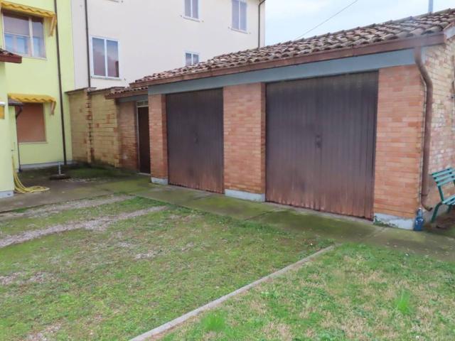 Villa Indipendente in vendita a Ravenna, Reggio Emilia