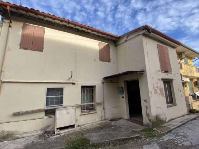 Villa Indipendente in vendita a Unione di Comuni della Romagna Forlivese, Quattro