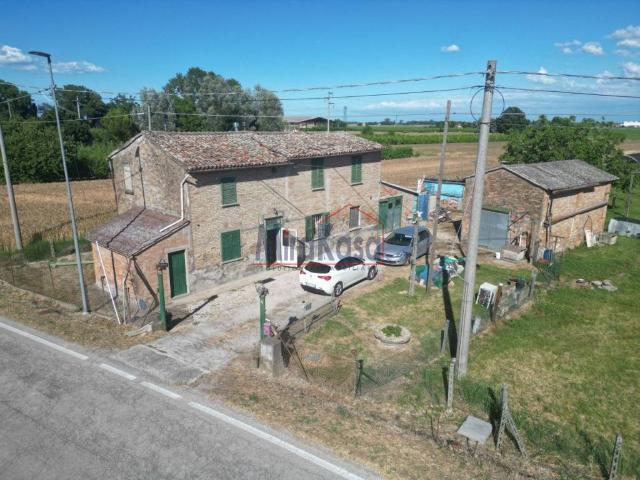 Villa Indipendente in vendita a Ravenna, Reggio Emilia