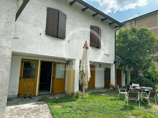 Villa Indipendente in vendita a San Biagio, Ravenna