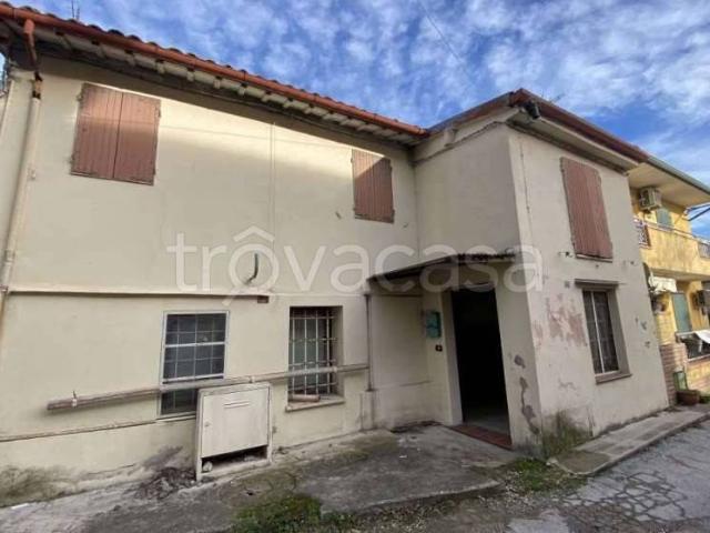 Villa Indipendente in vendita a Unione di Comuni della Romagna Forlivese, Quattro