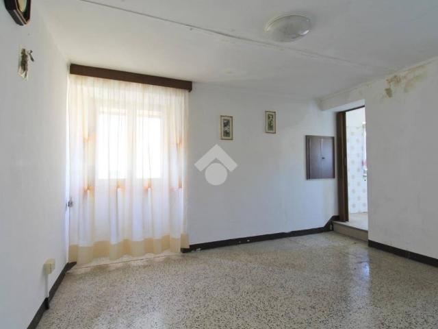 Villa Indipendente in vendita a Castelnuovo, Marche
