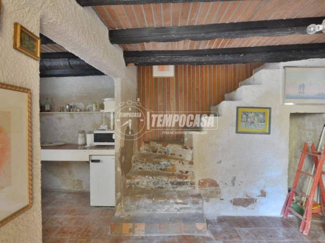 Villa Indipendente in vendita a Castelnuovo, Marche
