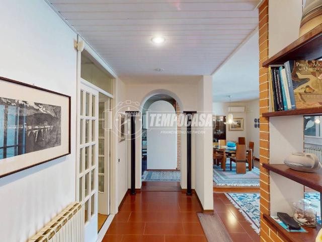 Villa Indipendente in vendita a Recanati, Macerata