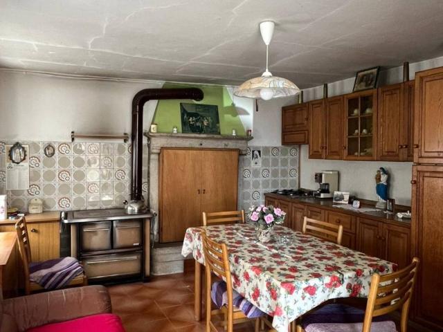 Villa Indipendente in vendita a Recoaro Terme, Veneto