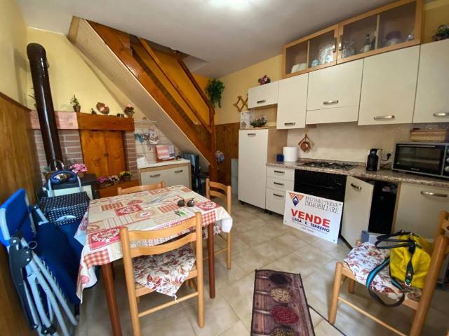 Villa Indipendente in vendita a Recoaro Terme, Veneto