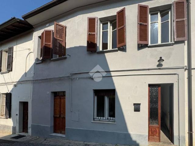 Villa Indipendente in vendita a Redavalle, Lombardia