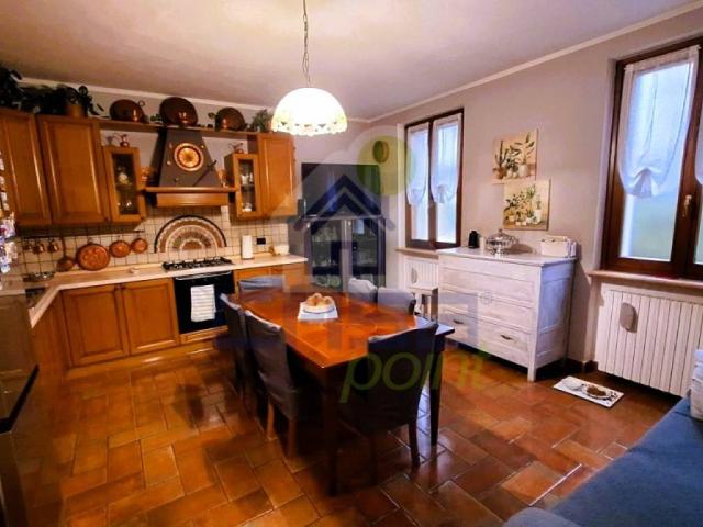 Villa Indipendente in vendita a Acquanegra Sul Chiese, Lombardia