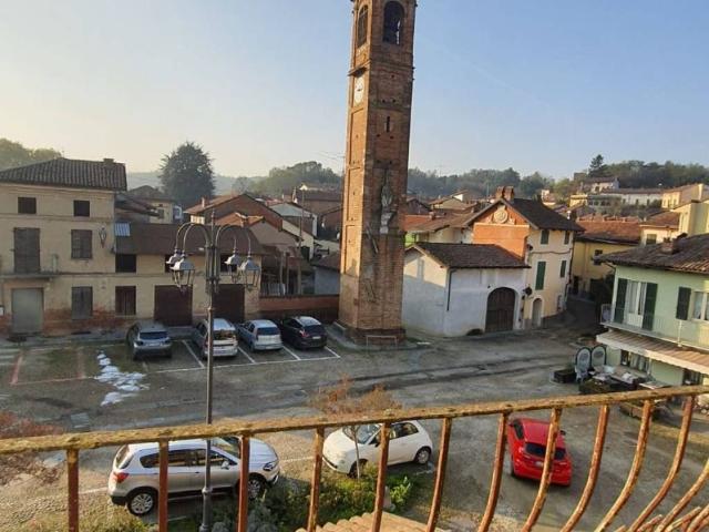 Villa Indipendente in vendita a Piemonte, Asti