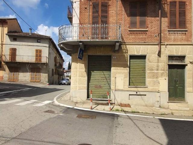 Villa Indipendente in vendita a Refrancore, Asti
