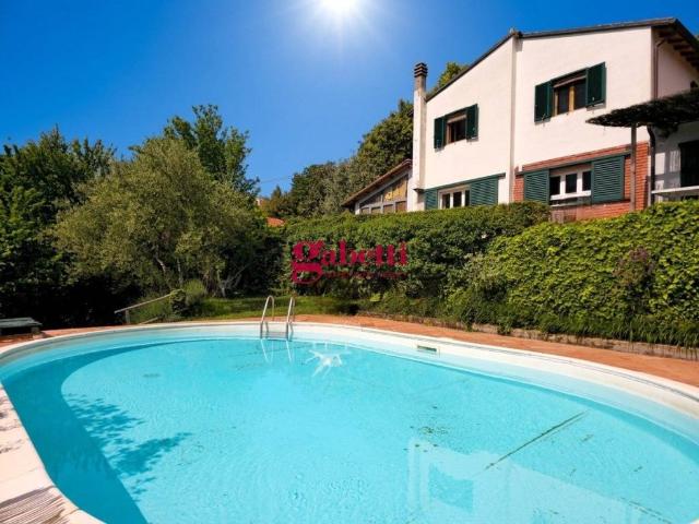Villa Indipendente in vendita a Unione di Comuni Valdarno e Valdisieve, Reggello