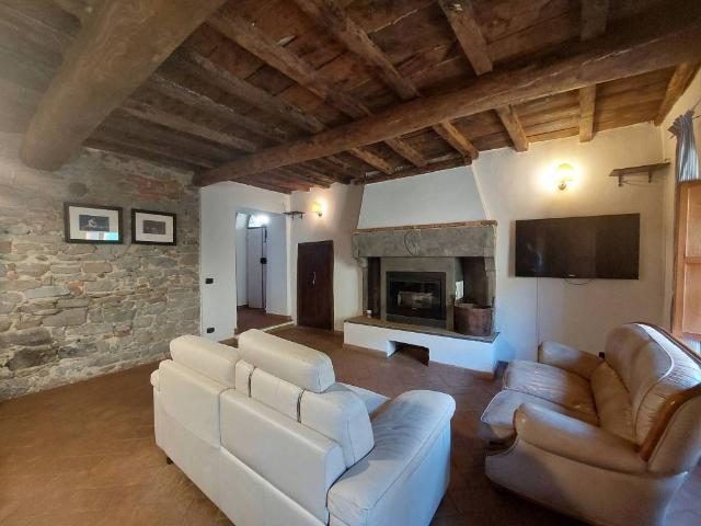 Villa Indipendente in vendita a Cascia, Reggello