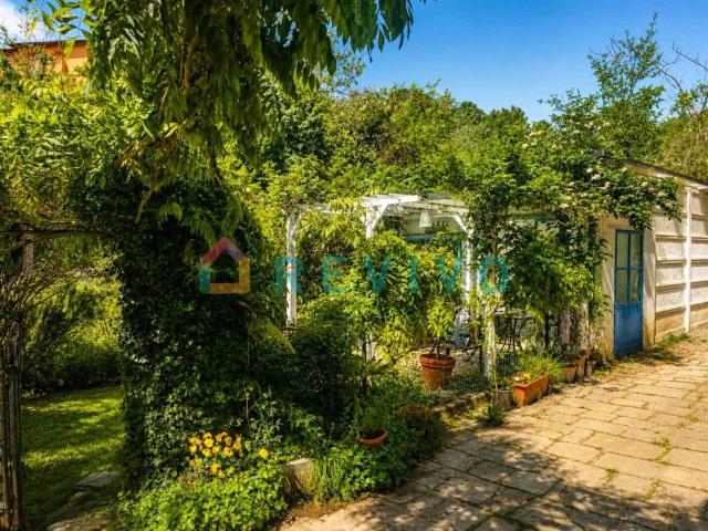 Villa Indipendente in vendita a Unione di Comuni Valdarno e Valdisieve, Reggello
