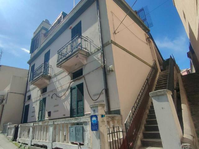 Villa Indipendente in vendita a Calabria, Reggio Calabria