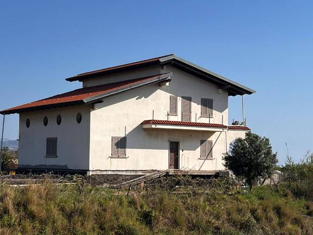 Villa Indipendente in vendita a Calabria, Reggio Calabria