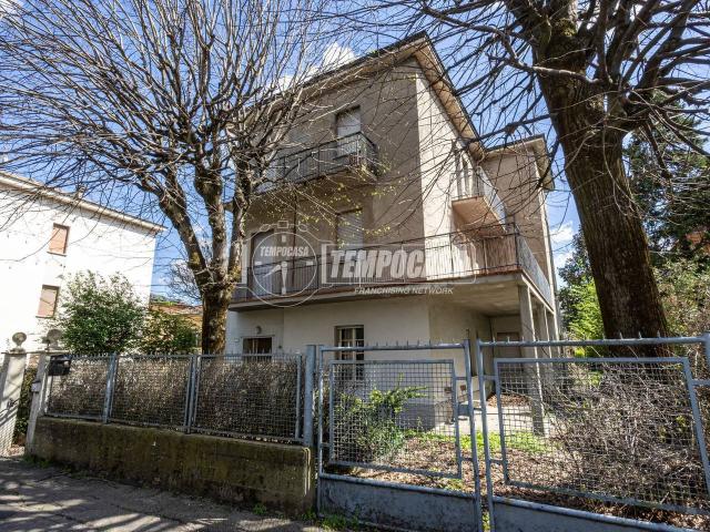 Villa Indipendente in vendita a Crocetta, Re