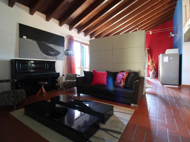 Villa Indipendente in vendita a San Bartolomeo, Re