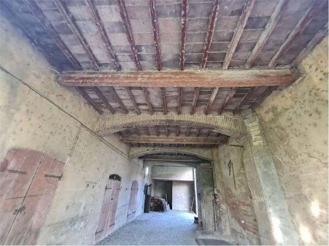 Villa Indipendente in vendita a Sabbione, Re