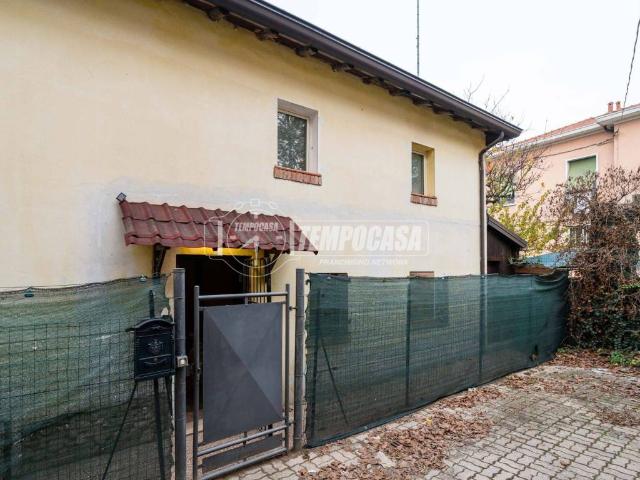 Villa Indipendente in vendita a Santa Croce, Re