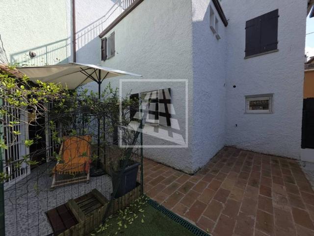 Villa Indipendente in vendita a Rivalta, Re