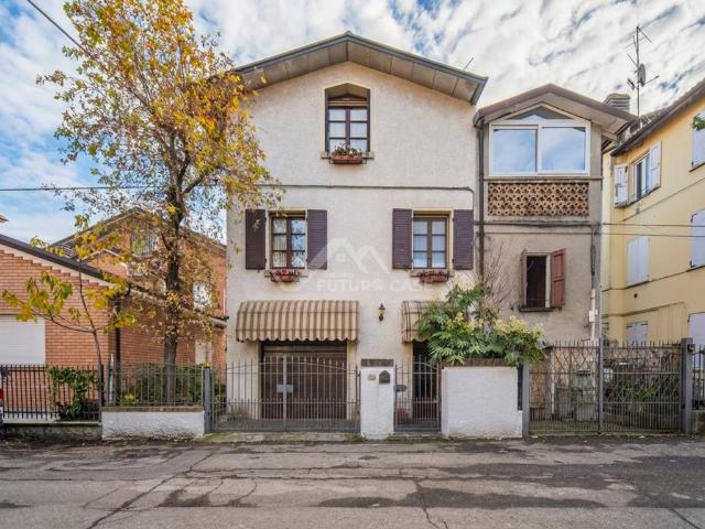 Villa Indipendente in vendita a San Paolo Tribunale, Re