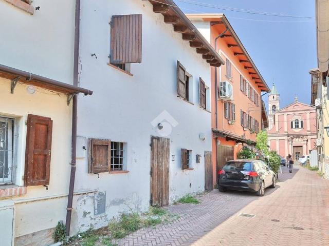 Villa Indipendente in vendita a Pieve Modolena, Re