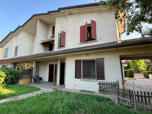 Villa Indipendente in vendita a Bassa Reggiana, Re