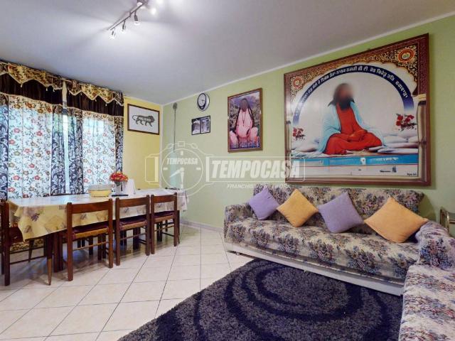 Villa Indipendente in vendita a Bassa Reggiana, Re