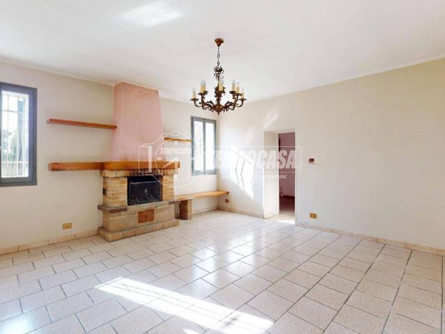 Villa Indipendente in vendita a Bassa Reggiana, Re