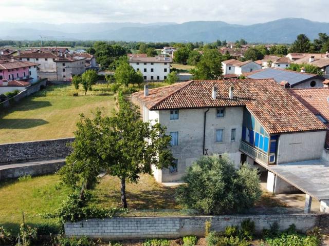 Villa Indipendente in vendita a Remanzacco, Friuli-Venezia Giulia