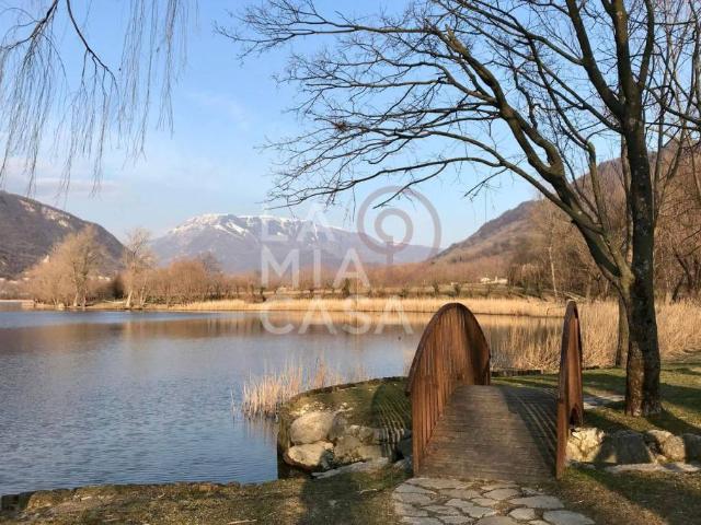Villa Indipendente in vendita a Revine Lago