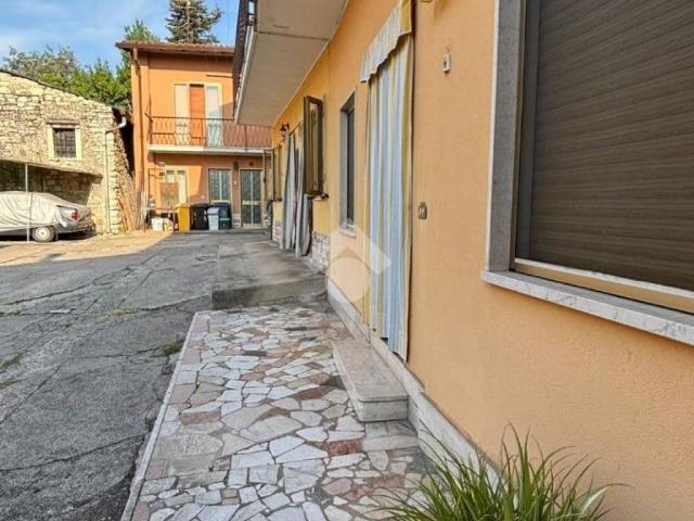 Villa Indipendente in vendita a Rezzato, Brescia