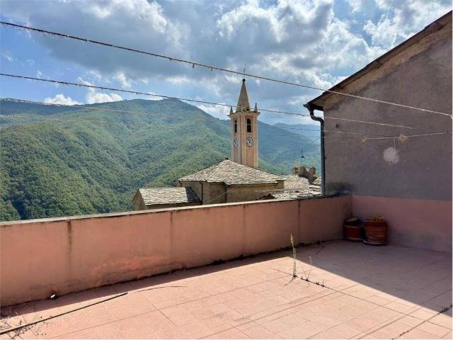 Villa Indipendente in vendita a Rezzo, Liguria