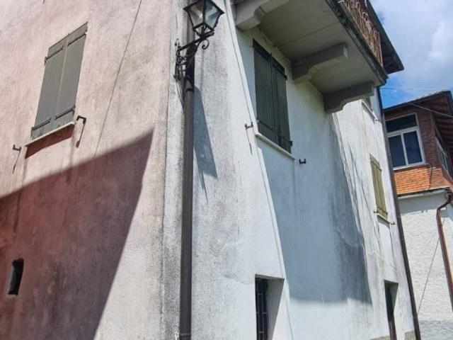 Villa Indipendente in vendita a Rezzoaglio, Liguria