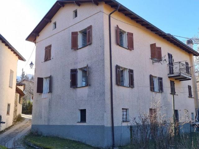 Villa Indipendente in vendita a Rezzoaglio, Liguria