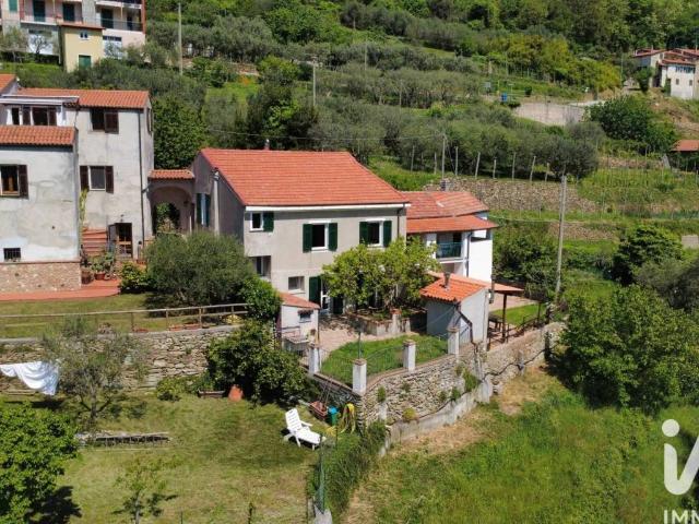 Villa Indipendente in vendita a Rialto, Liguria