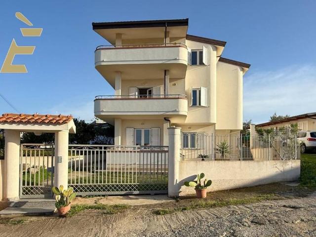 Villa Indipendente in vendita a Calabria, Vibo Valentia