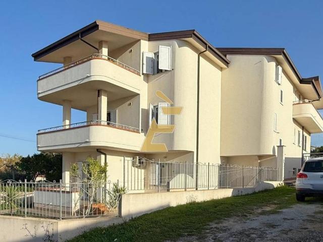 Villa Indipendente in vendita a Calabria, Vibo Valentia