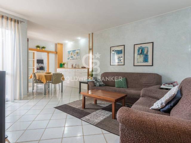 Villa Indipendente in vendita a Riccione, Reggio Emilia