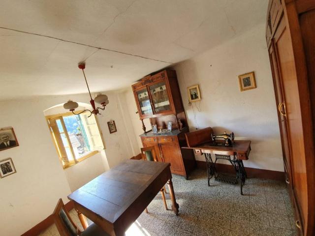 Villa Indipendente in vendita a Riccò Del Golfo, Liguria